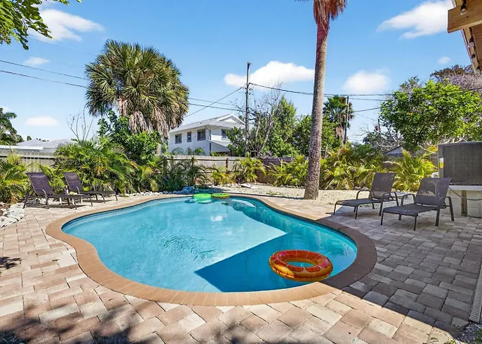 Heated Pool2 Min Walk 2 The Beachsleeps 9cute * Clearwater Beach